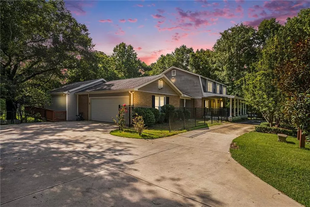 Conyers, GA 30094,5230 W Shore DR SW