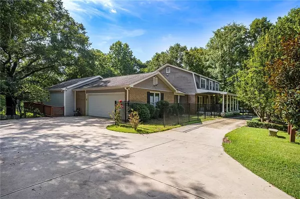 Conyers, GA 30094,5230 W Shore DR SW