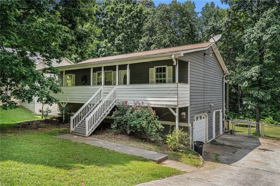 200 Cottonwood LOOP, Dallas, GA 30132