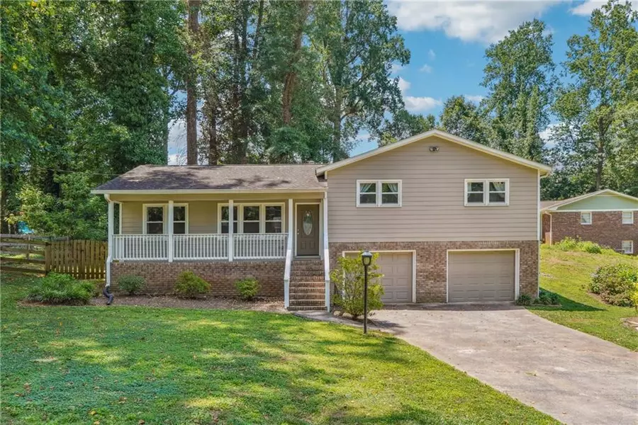2100 Sundance PL, Marietta, GA 30066