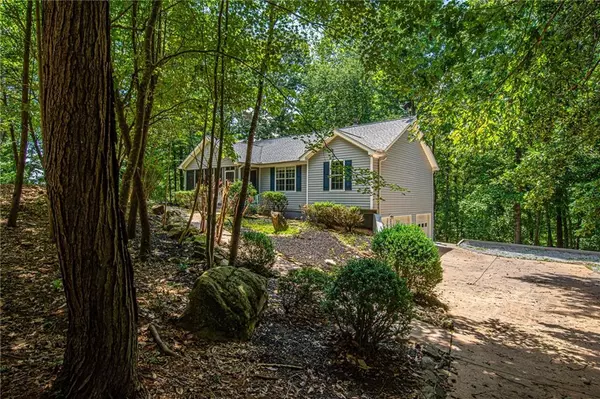 Dahlonega, GA 30533,426 Mill Cove DR