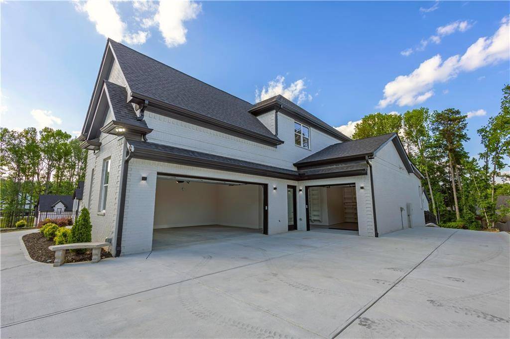 Buford, GA 30519,2631 Sardis WAY