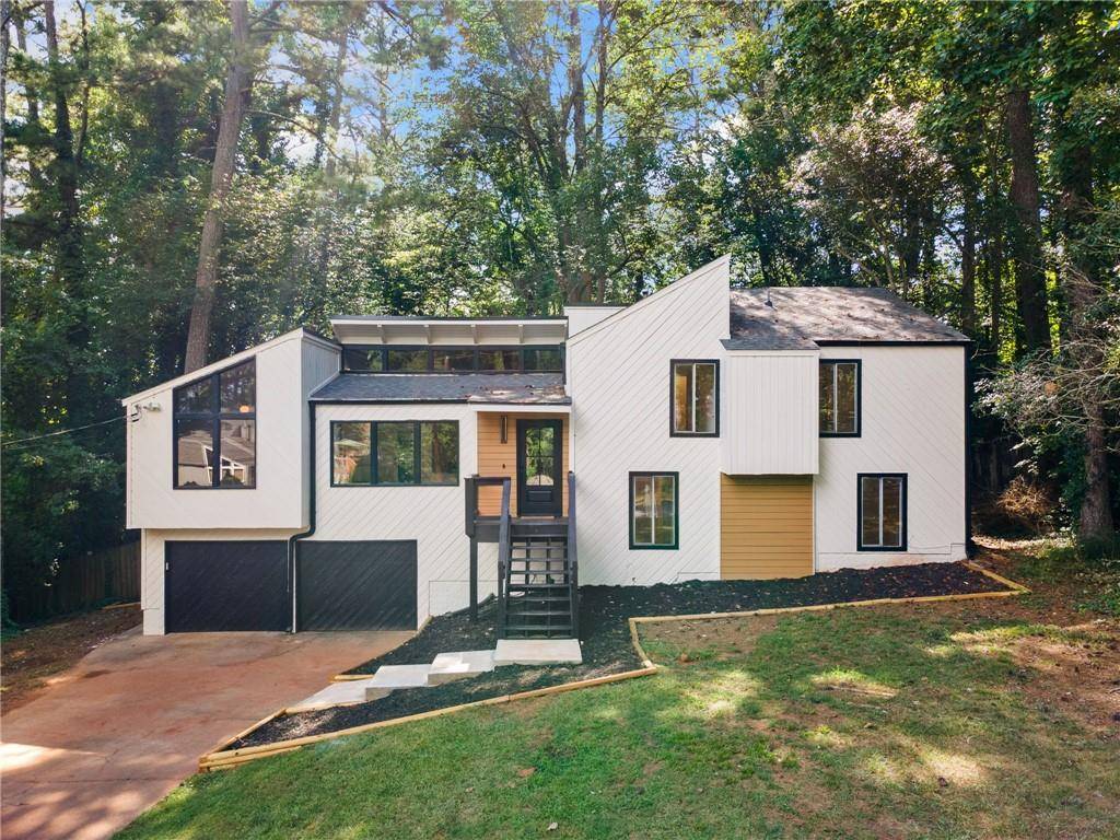 Marietta, GA 30066,3923 Lookout Point DR