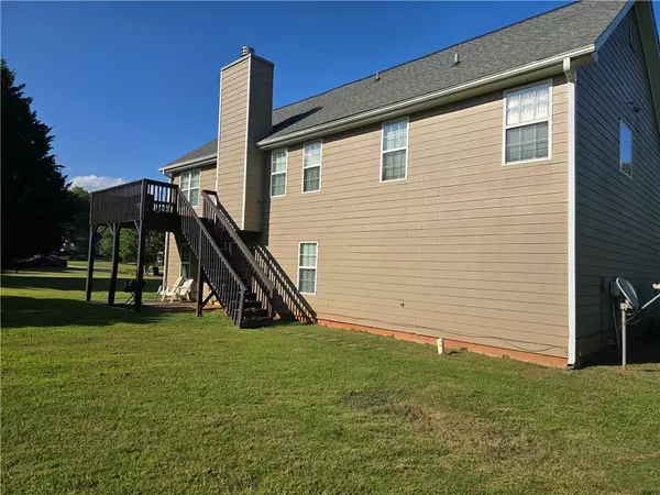 Jefferson, GA 30549,70 Feldspar DR