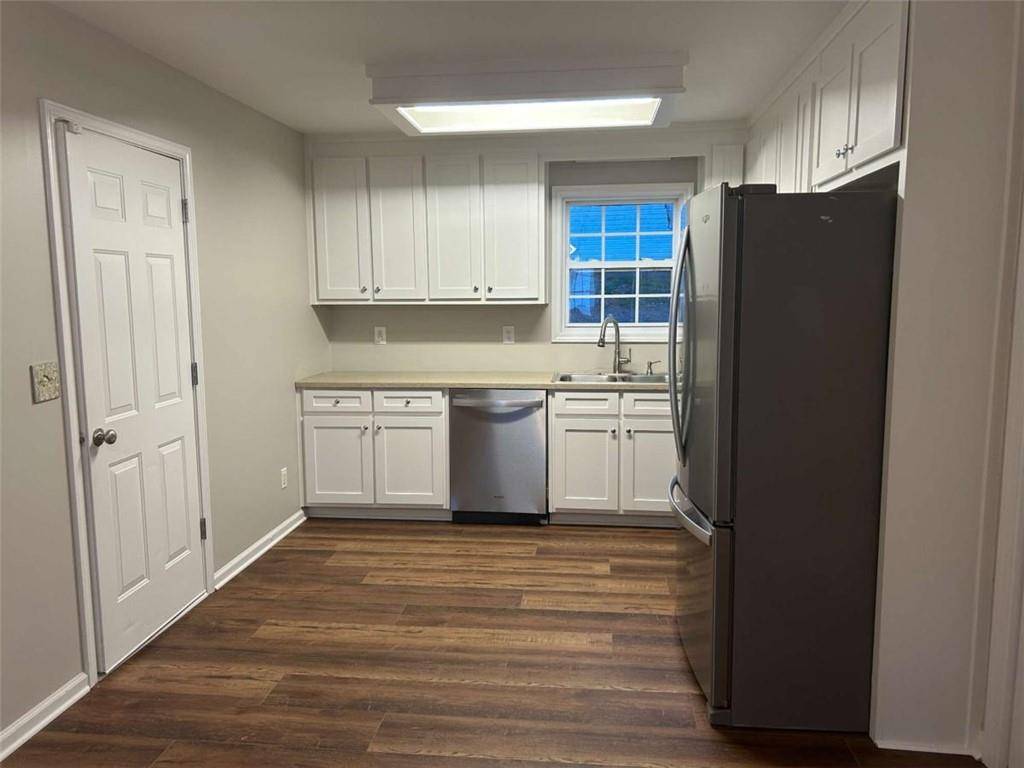 Winder, GA 30680,2003 Emerald Pointe DR