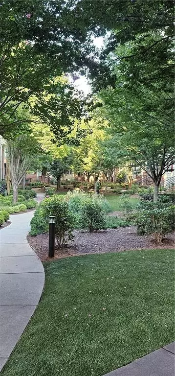 Atlanta, GA 30328,801 Perennial DR