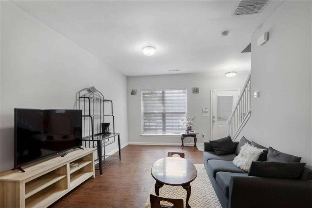 Peachtree Corners, GA 30092,3304 Hidden Cove CIR
