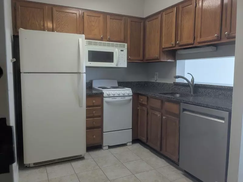 300 Johnson Ferry RD #A1006, Sandy Springs, GA 30328
