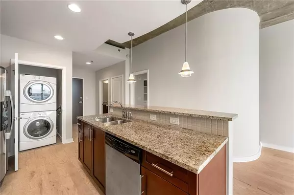 Atlanta, GA 30308,855 Peachtree ST NE #3205