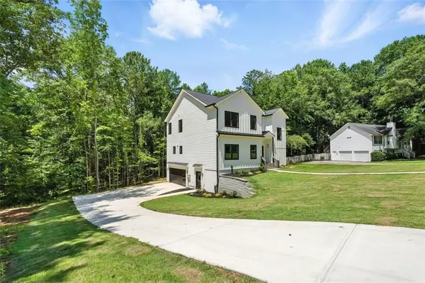 Newnan, GA 30263,25 Hollow Oak RD