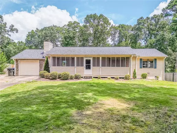 112 Fox Ridge CT, Dallas, GA 30157