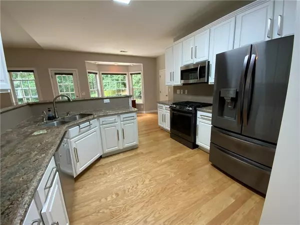 Hoschton, GA 30548,1165 Emperor LN