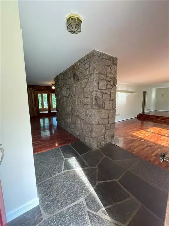 Marietta, GA 30067,1059 Dunhill DR SE