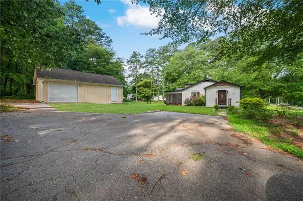 Douglasville, GA 30134,4113 Maroney Mill RD