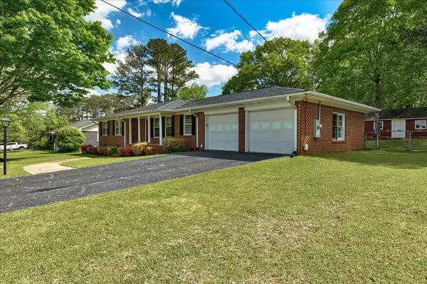 Mcdonough, GA 30253,241 Burke CIR