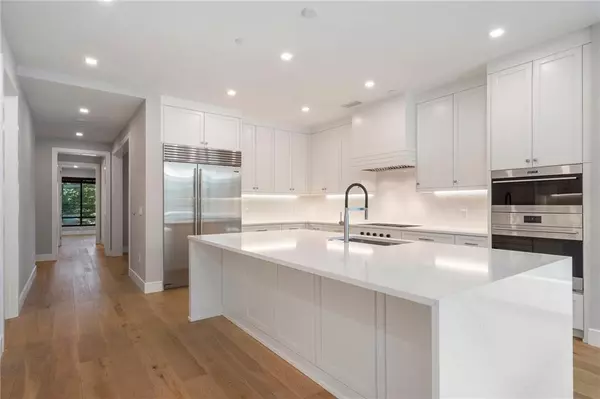 Atlanta, GA 30305,2520 Peachtree RD NW #403