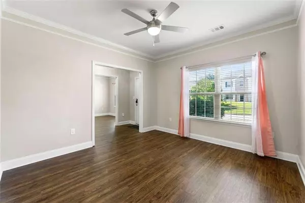 Hiram, GA 30141,122 Dynasty LN