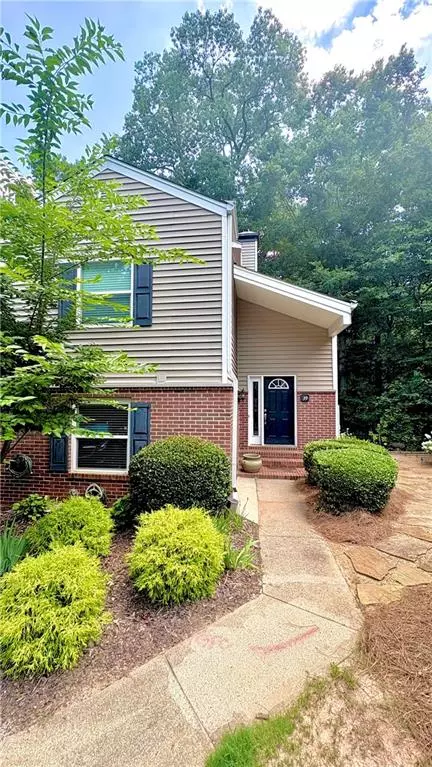 39 Dunwoody Springs DR,  Sandy Springs,  GA 30328