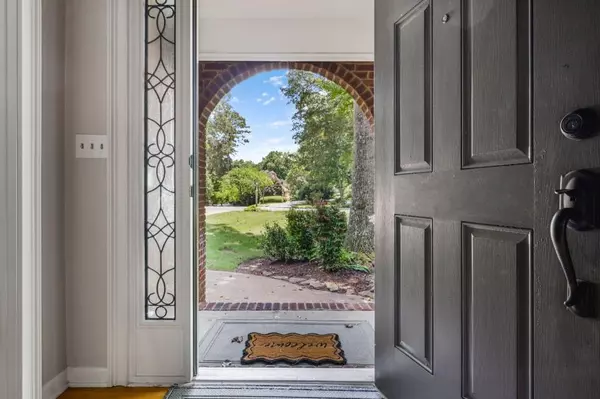 Roswell, GA 30075,2689 Spring Rock CT NE