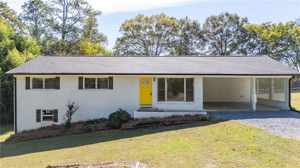 111 Nike DR, Calhoun, GA 30701