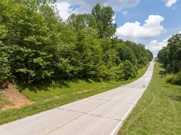 Toccoa, GA 30577,0 Talmadge DR