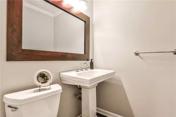 Atlanta, GA 30360,2631 Holliston CT