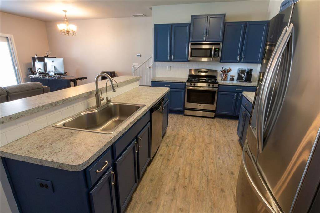 Woodstock, GA 30189,168 Townview DR