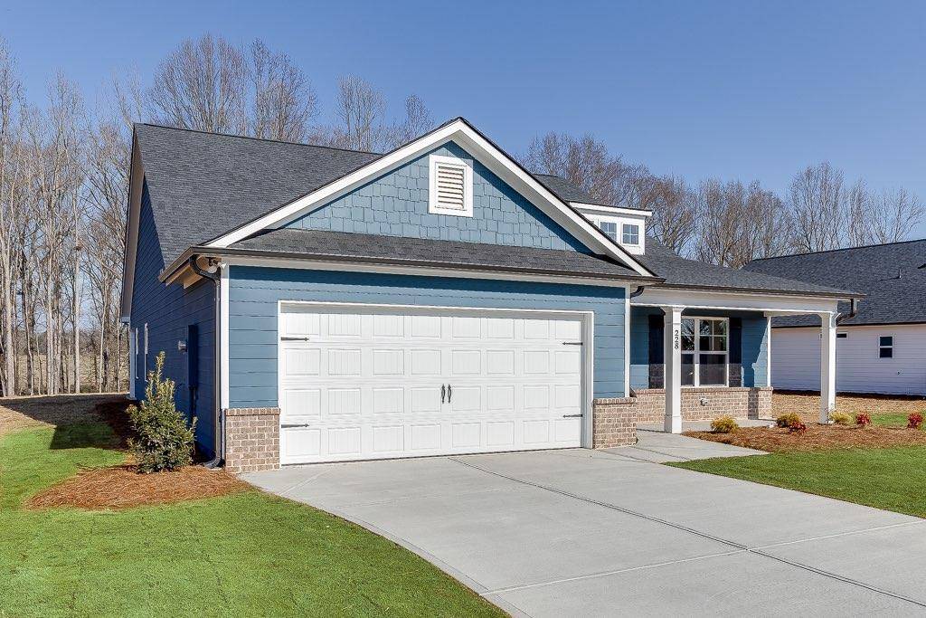 Carnesville, GA 30521,228 Franklin Hills DR