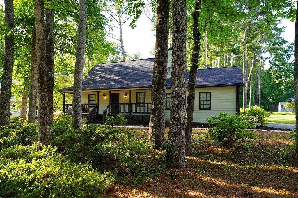 760 Stone Harbor Pkwy SW, Marietta, GA 30060