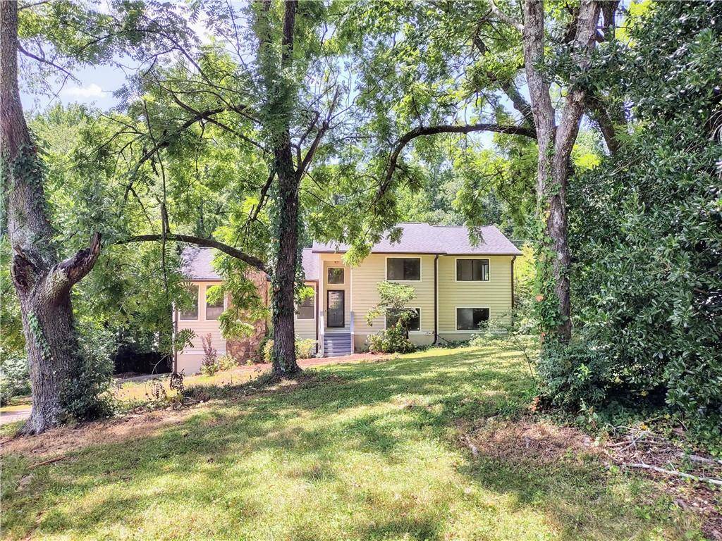 4846 Habersham RDG SW, Lilburn, GA 30047
