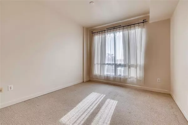 Atlanta, GA 30324,711 Cosmopolitan DR NE #425