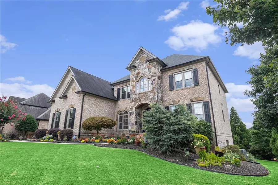 2088 Skybrooke CT, Hoschton, GA 30548