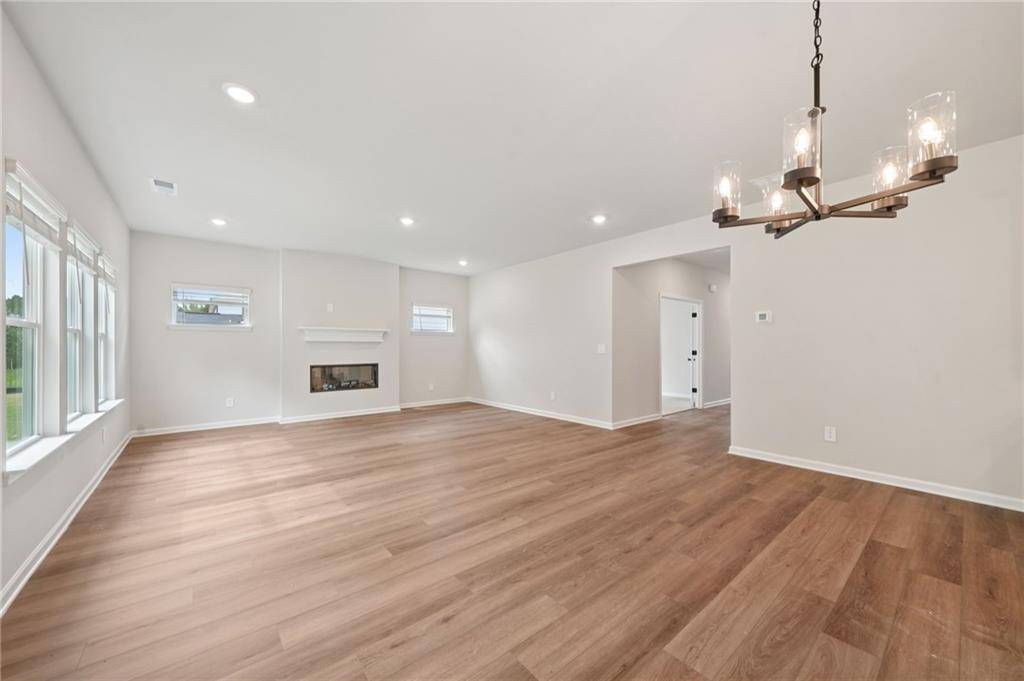 Braselton, GA 30517,2889 SWEET RED CIRCLE CIR