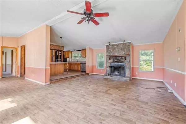 Braselton, GA 30517,1384 Pocket RD
