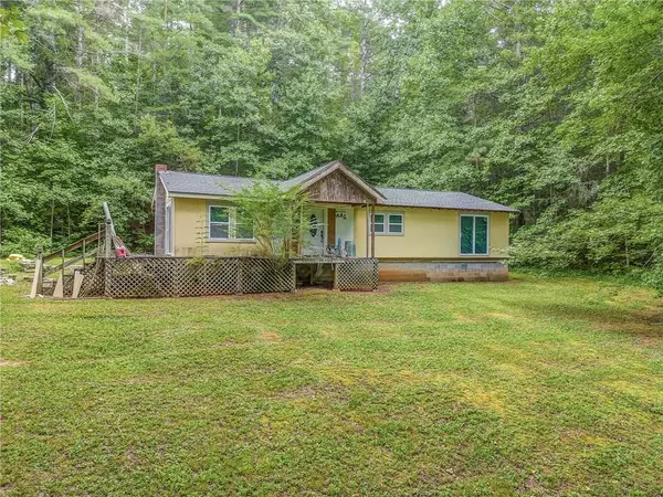 Ellijay, GA 30540,10610 Chatsworth HWY