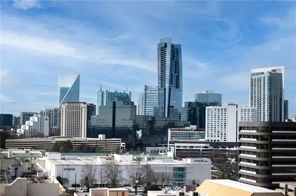 Atlanta, GA 30326,3481 Lakeside DR #2207