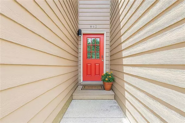 Marietta, GA 30062,912 Edgewater CIR