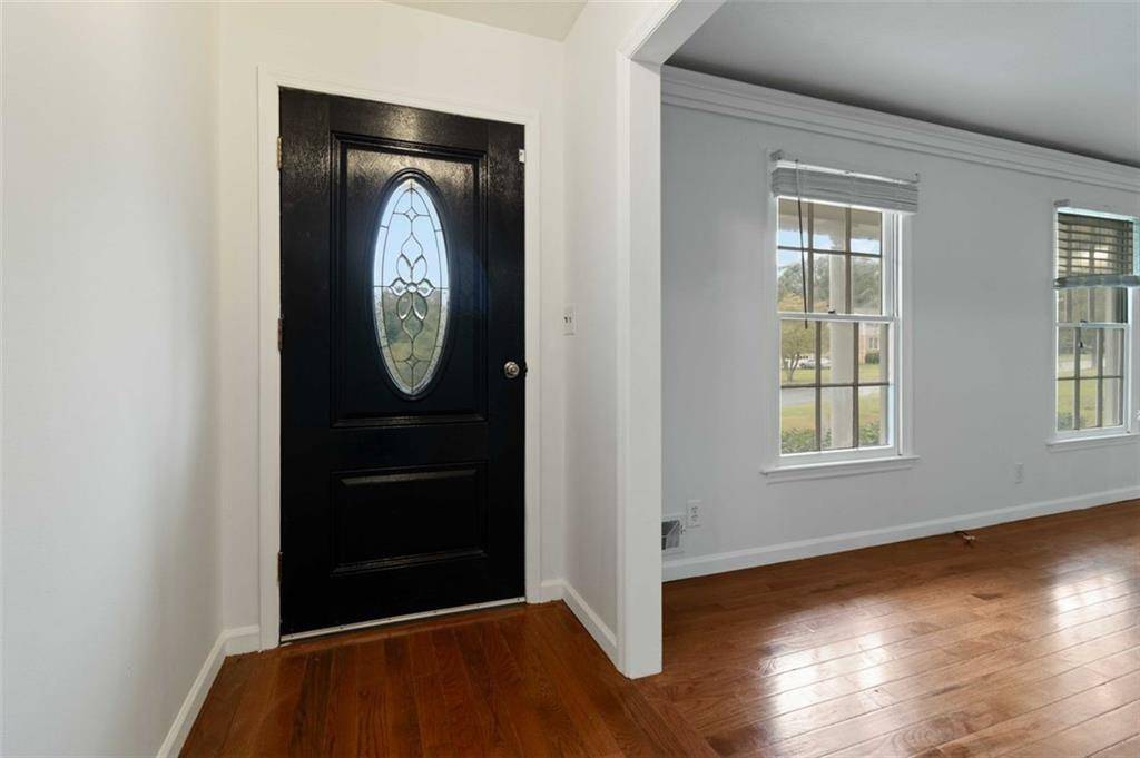 Stone Mountain, GA 30087,5151 Vivid DR