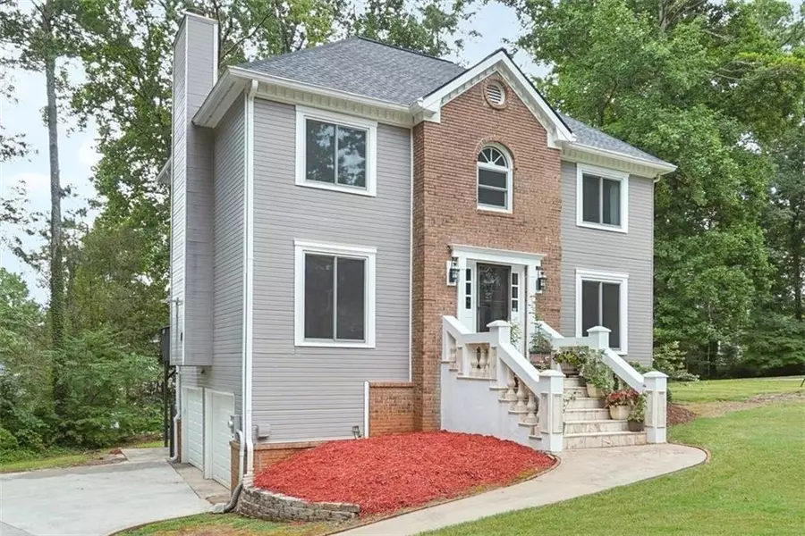 2101 Dawn CT, Suwanee, GA 30024