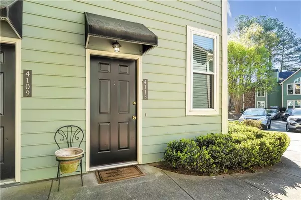 4113 Canyon Point CIR, Roswell, GA 30076