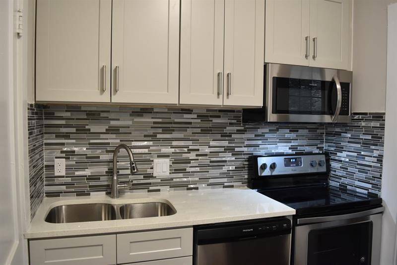 Atlanta, GA 30306,856 Ponce de Leon AVE #5B