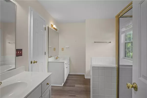 Suwanee, GA 30024,3569 ROLLING HILLS DR