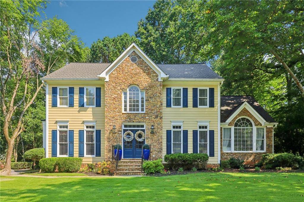 2575 Hidden Wood LN, Lawrenceville, GA 30043