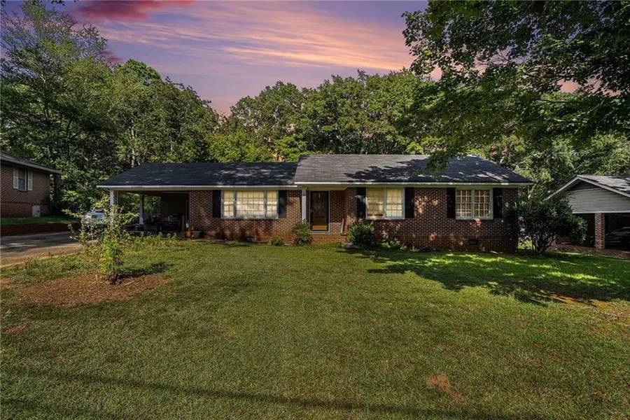 945 Finley ST, Griffin, GA 30224