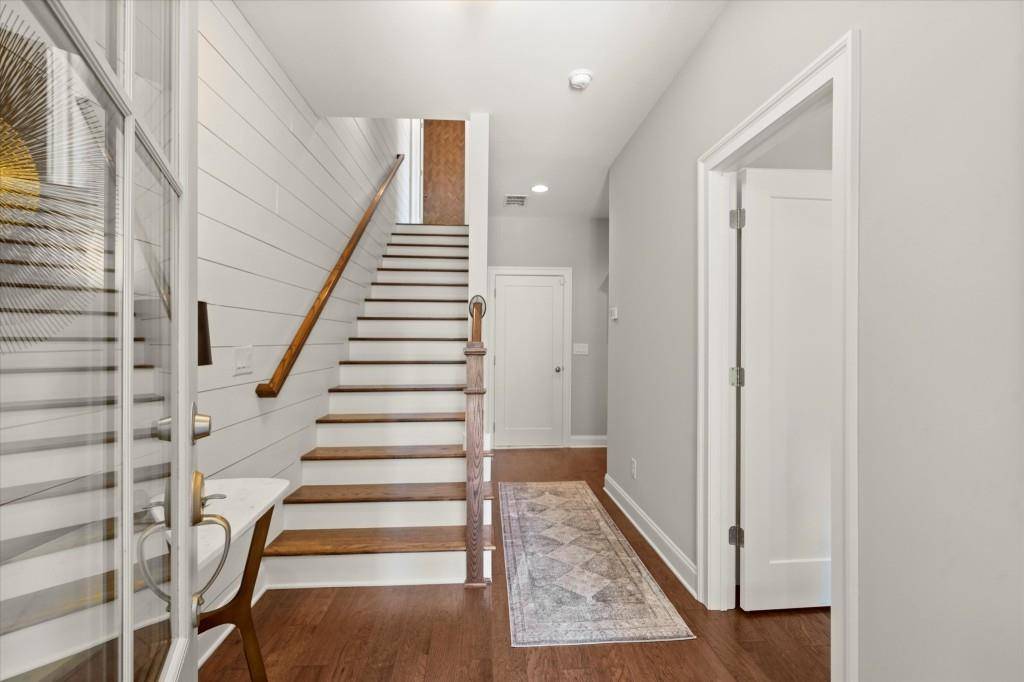 Roswell, GA 30076,7001 Seneca CT