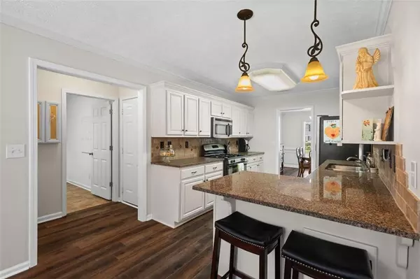 Lawrenceville, GA 30043,1082 SUNNY GLENN CT