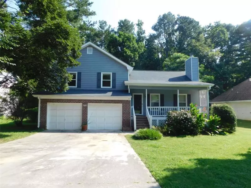 2305 Rock Mill LN, Conyers, GA 30013