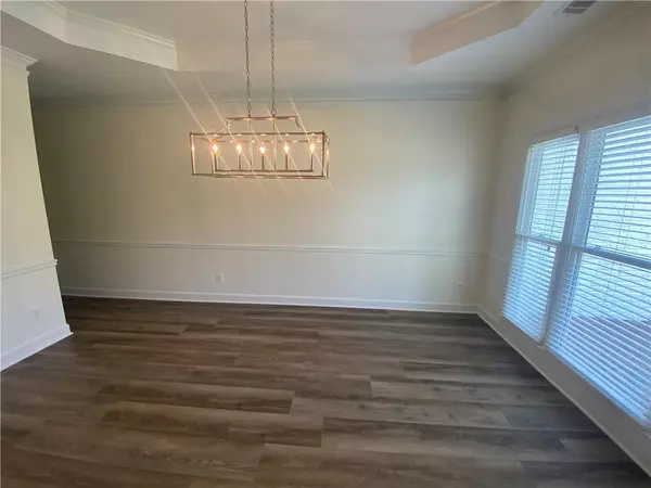 Roswell, GA 30075,805 Doe Hill LN