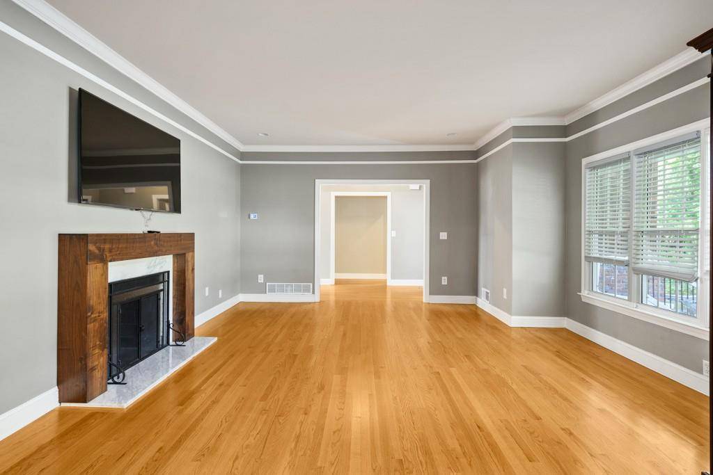 Atlanta, GA 30342,4878 Long Island DR NE
