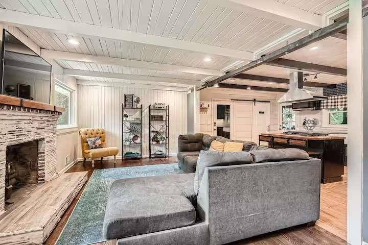 Atlanta, GA 30331,3516 Dale LN